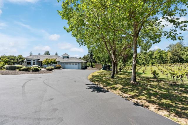 375 Old Mount Road, Felton CA: https://media.crmls.org/mediaz/13395a03-df2a-45ae-ae67-81bfd0fd9a9a.jpg