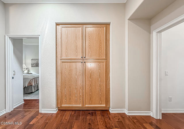 678 Via Carro, Newbury Park CA: https://media.crmls.org/mediaz/1339fb0e-68dc-46d6-900f-7638af789408.jpg