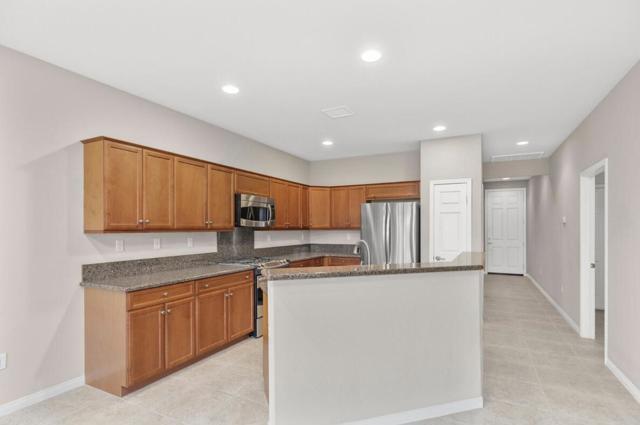 81692 Avenida De Baile, Indio CA: https://media.crmls.org/mediaz/133a2645-fbb8-4c25-81f1-516e520b7e66.jpg