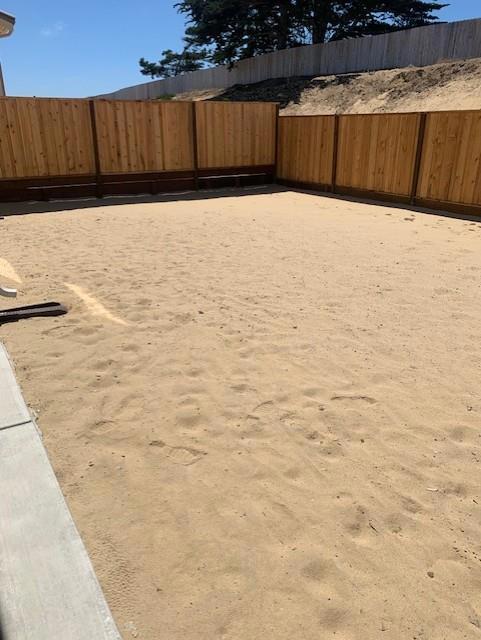 3069 Arroyo Drive, Marina CA: https://media.crmls.org/mediaz/133a8a6f-3567-40b8-a042-b13de151a1f1.jpg