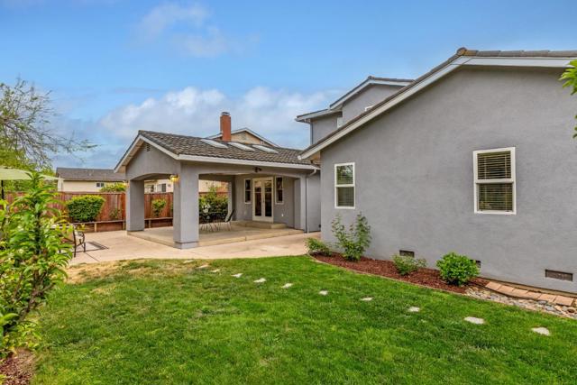 10424 Dempster Avenue, Cupertino CA: https://media.crmls.org/mediaz/133a954b-affc-41a2-bff0-5115495008d0.jpg