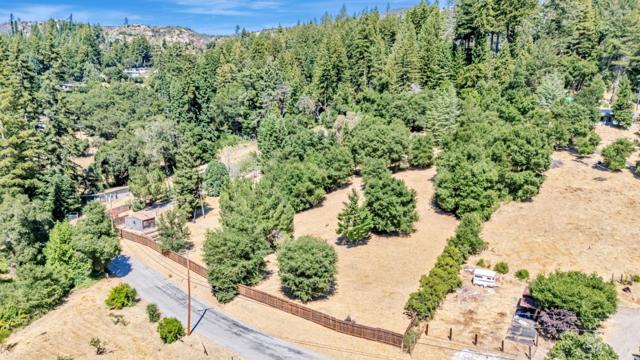 17900 China Grade Road, Boulder Creek CA: https://media.crmls.org/mediaz/133a99a9-4394-4a2c-896e-f2792a026073.jpg