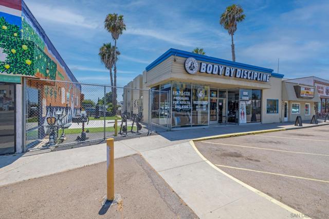 7955 Broadway, Lemon Grove, California 91945, ,Commercial Sale,For Sale,Broadway,240023517SD