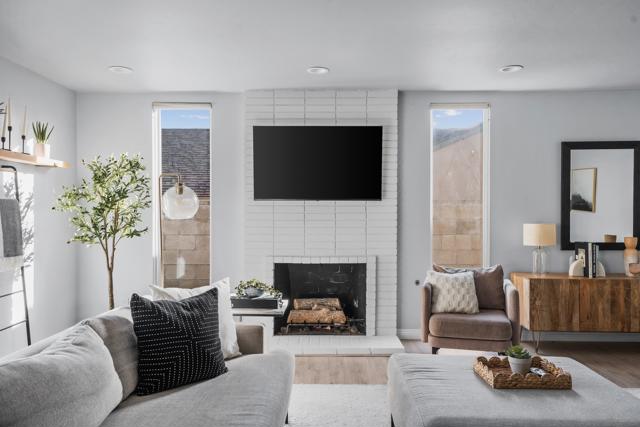 6625 Casselberry Way, San Diego CA: https://media.crmls.org/mediaz/133c20af-7e2c-4fd5-8168-858e0c0589e7.jpg