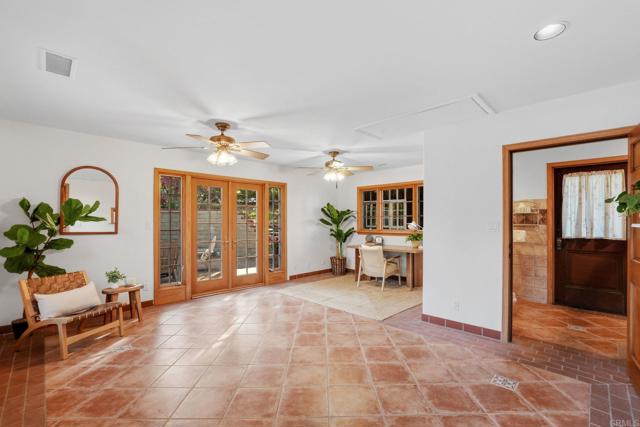 Detail Gallery Image 27 of 61 For 9110 Brier Rd, La Mesa,  CA 91942 - 4 Beds | 4 Baths