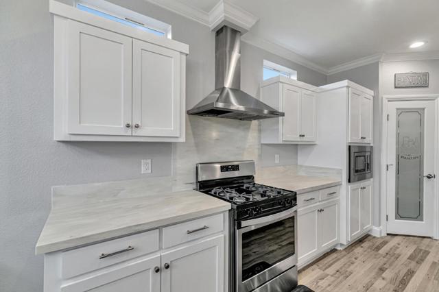 1220 Tasman Drive, Sunnyvale CA: https://media.crmls.org/mediaz/133d2a9d-75f3-4164-a526-75135b9340aa.jpg