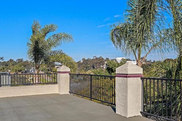 1650 8Th Ave, San Diego, California 92101, 2 Bedrooms Bedrooms, ,2 BathroomsBathrooms,Condominium,For Sale,8Th Ave,240028459SD