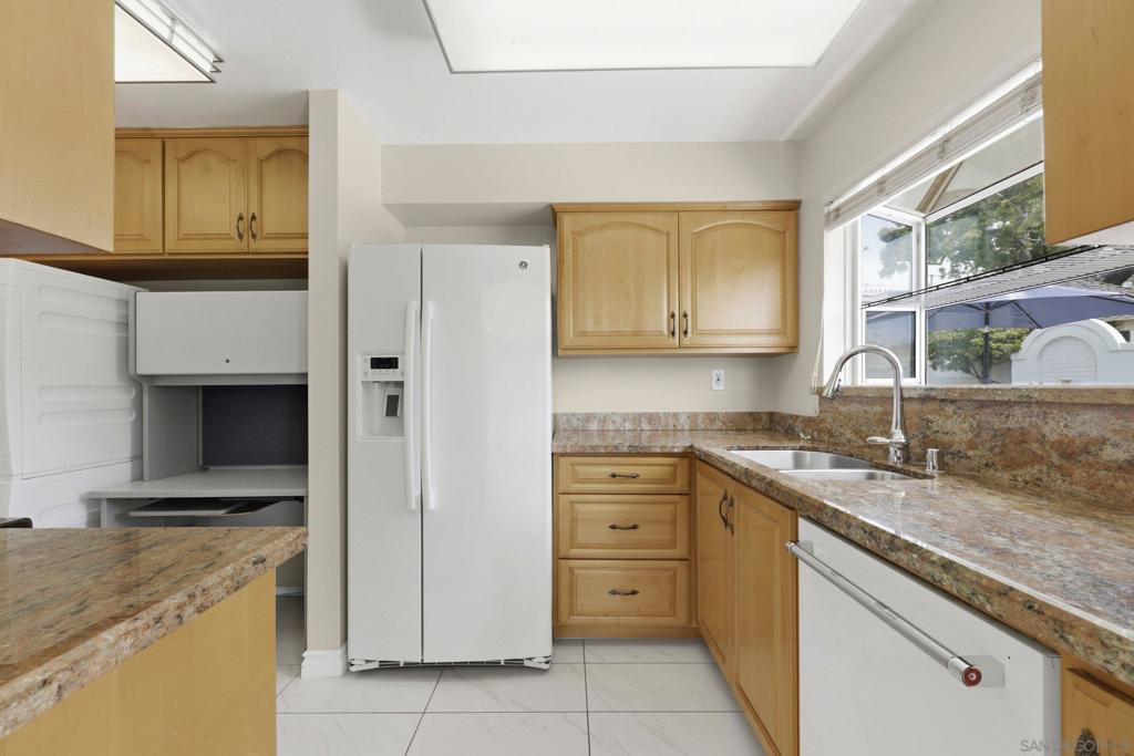 2909 1st - photo 8