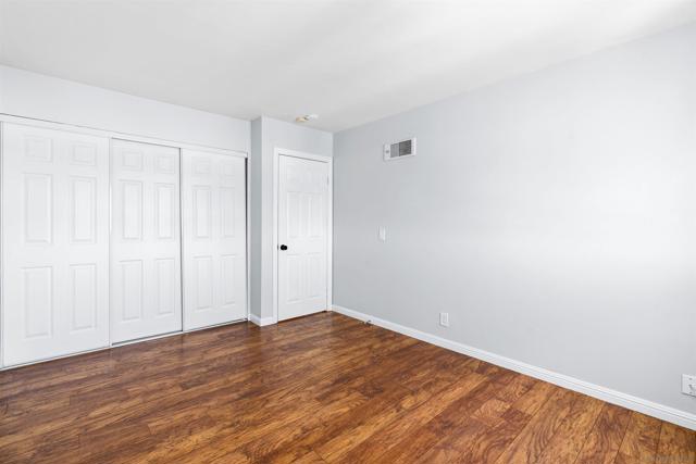 1280 W Main St, El Cajon CA: https://media.crmls.org/mediaz/133e2871-755e-44e9-9646-95251e500fe9.jpg