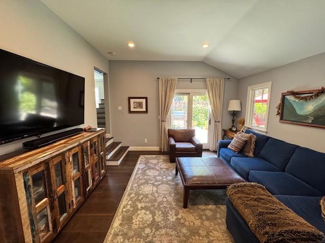 619 Bay Road, Menlo Park CA: https://media.crmls.org/mediaz/133e8d90-6280-4210-8dbd-24079ad1b3c5.jpg