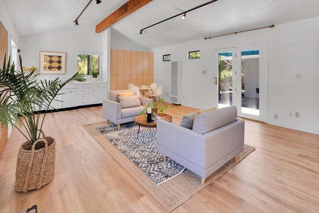 631 Park Way, Santa Cruz CA: https://media.crmls.org/mediaz/133f3934-67a5-484a-a614-ebd769a6782d.jpg