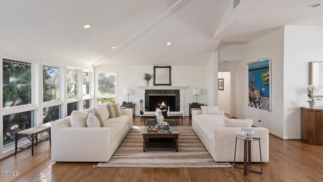 1460 Virginia Road, San Marino CA: https://media.crmls.org/mediaz/1340adf0-28b8-41a4-a3b2-714b6e88ae23.jpg