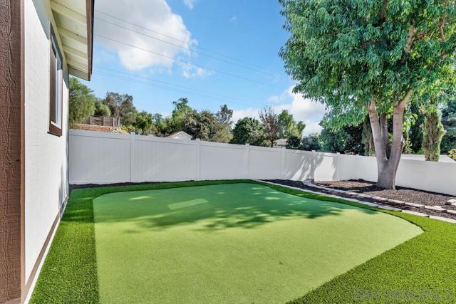 13725 Adrian St, Poway CA: https://media.crmls.org/mediaz/1340c05f-a992-4fac-bde3-22e3b01613fb.jpg