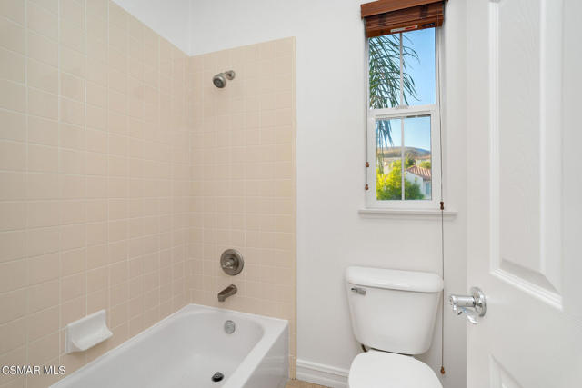 4940 Corral Street, Simi Valley CA: https://media.crmls.org/mediaz/13411cad-b307-47ab-a541-5d07e5e0f7ce.jpg