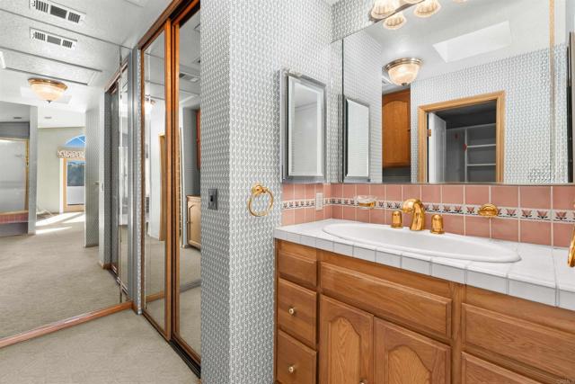 Image 28 of 49 For 2731 Schenley