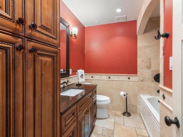 Detail Gallery Image 21 of 30 For 4839 Winona Ave, San Diego,  CA 92115 - 4 Beds | 3 Baths