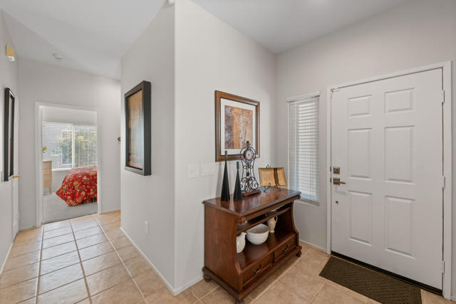 78680 Postbridge Circle, Palm Desert CA: https://media.crmls.org/mediaz/1342c8fd-20d0-4a80-8298-060ee61fcb43.jpg