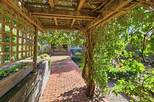 340 Cress Road, Santa Cruz CA: https://media.crmls.org/mediaz/13438884-ad17-4e4c-b5ae-c77d3eb9ccd6.jpg