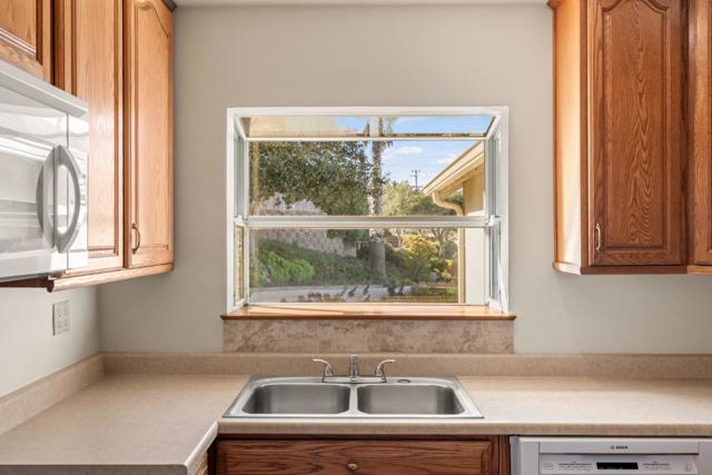 2050 Baldwin Court, Seaside CA: https://media.crmls.org/mediaz/13439566-2922-45be-a35a-65c78db4994e.jpg