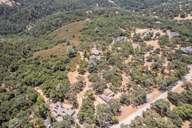 3748 Baldwin Drive, Placerville CA: https://media.crmls.org/mediaz/134668d1-21fb-45f6-82aa-50b0e2a71f65.jpg