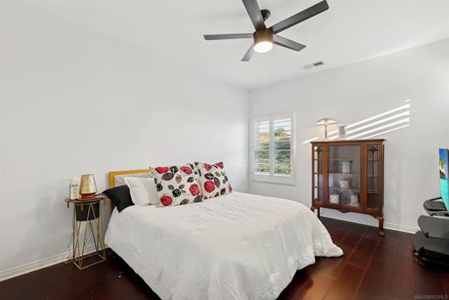 6911 Goldstone Rd, Carlsbad CA: https://media.crmls.org/mediaz/13492f5f-9eff-40f0-9d61-150d4a0383fd.jpg
