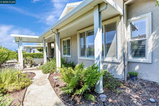 631 Baldwin Drive, Brentwood CA: https://media.crmls.org/mediaz/1349f253-2f8c-4bef-8ce0-6b522e49f969.jpg
