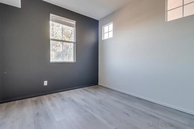 1875 Baudouin Pl, Chula Vista CA: https://media.crmls.org/mediaz/134a863e-aa1c-4260-8439-0fcc7a12f51f.jpg