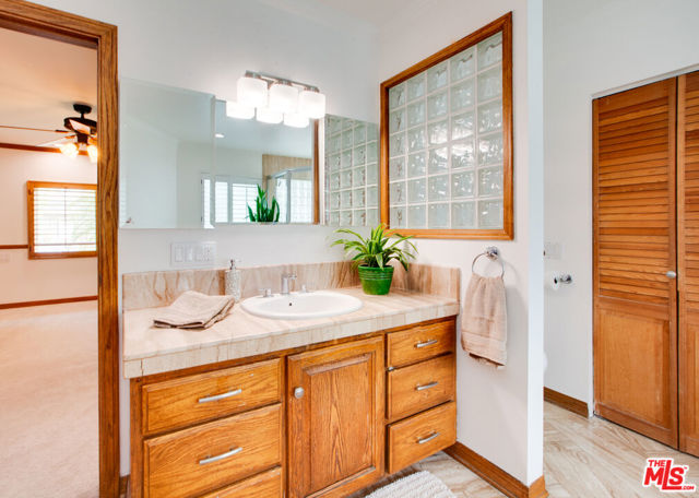 7701 Toland Avenue, Los Angeles CA: https://media.crmls.org/mediaz/134a9bd1-7862-4056-bc9a-3693677c82a8.jpg