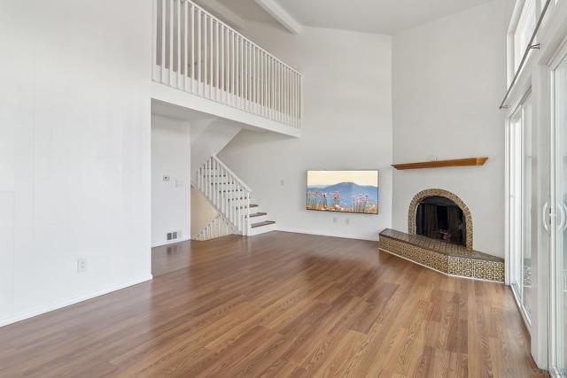 7700 Parkway Dr, La Mesa CA: https://media.crmls.org/mediaz/134ab0bb-669a-4e07-b858-effce3b18d50.jpg