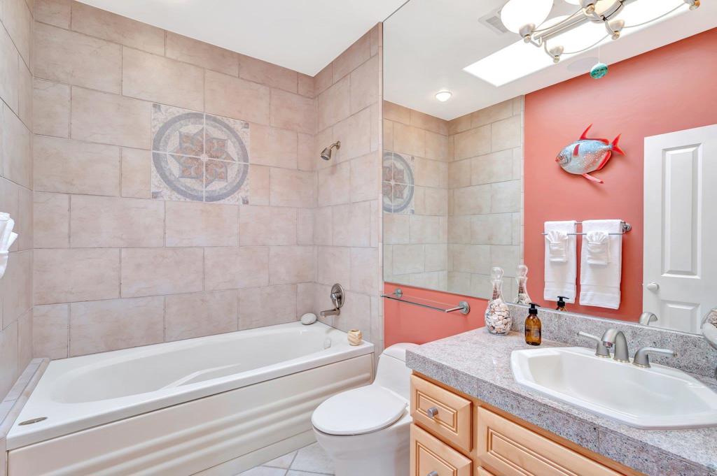 MLS #250030437SD img 11