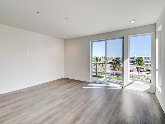 766 Obsidian Loop E E Loop, Palm Springs CA: https://media.crmls.org/mediaz/134c1698-ab01-4ec5-b538-2e17c5e9a177.jpg