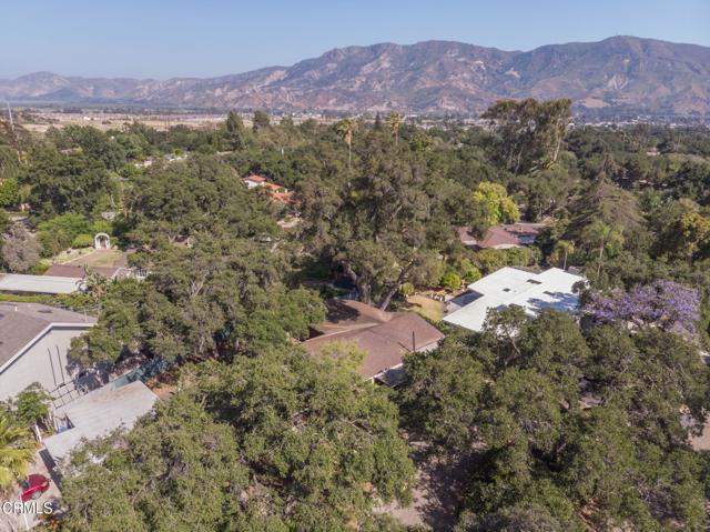 1330 Fern Oaks Drive, Santa Paula CA: https://media.crmls.org/mediaz/134d10ca-da32-4e36-8014-58ac935caee0.jpg