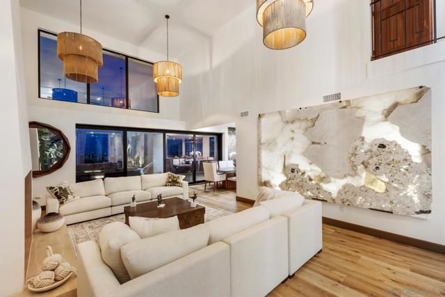 6675 Caminito Lindrick, La Jolla CA: https://media.crmls.org/mediaz/134d1b60-a806-4810-a238-d864406d61c2.jpg