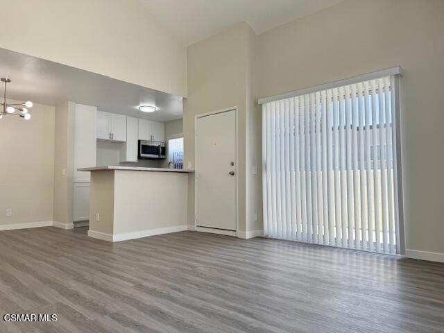 24479 Valle Del Oro, Newhall CA: https://media.crmls.org/mediaz/134e30d5-c3d4-4f6f-902e-3a4738f83f29.jpg