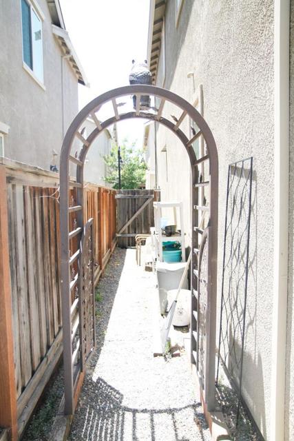 120 Sturla Way, Gilroy CA: https://media.crmls.org/mediaz/134e6358-48c5-43e5-bac2-c13474fdffd3.jpg