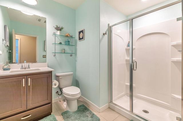 1300 Qualteri Way, Gilroy CA: https://media.crmls.org/mediaz/134e8707-438d-46b0-bdbb-692b72374dbb.jpg