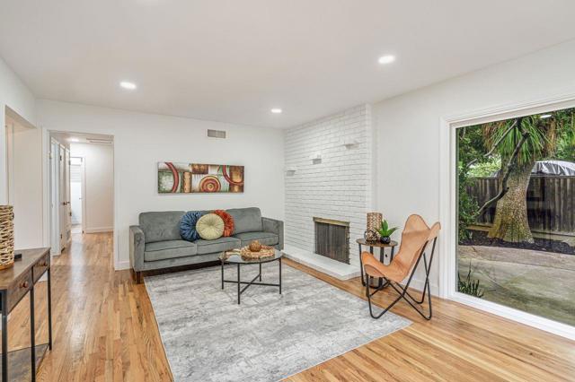 5010 Rio Vista Avenue, San Jose CA: https://media.crmls.org/mediaz/135070f2-ac03-40b4-a0e6-f6c2f3d49029.jpg