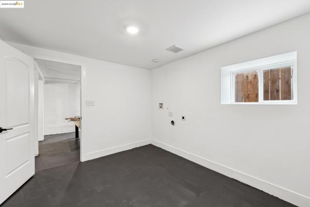 Image 35 of 59 For 934 Apgar St