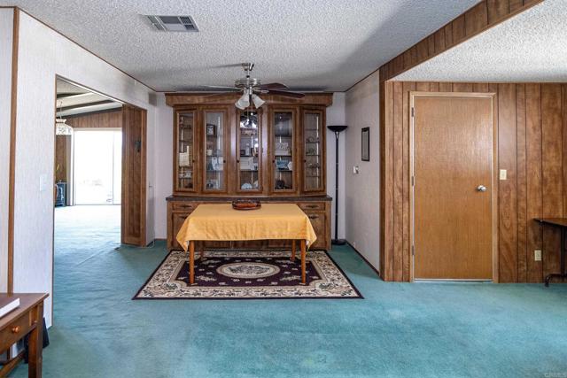 Detail Gallery Image 6 of 17 For 1490 S Orange #123,  El Cajon,  CA 92020 - 2 Beds | 2 Baths