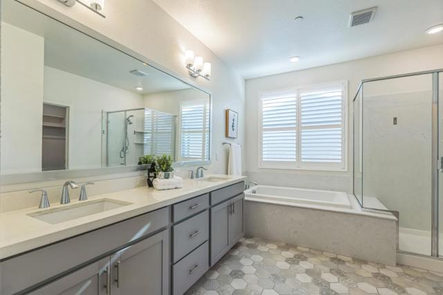 8824 Piano Circle, Elk Grove CA: https://media.crmls.org/mediaz/1352c28c-217f-4612-8eb9-484aa46df014.jpg