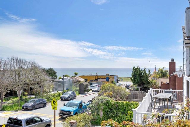 Image 45 of 63 For 61 Ocean Street