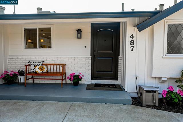 Image 8 of 55 For 487 Geni Ct  