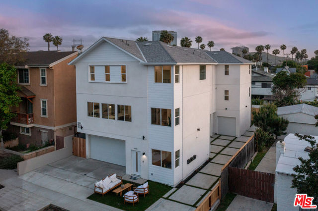 5832 David Avenue, Culver City CA: https://media.crmls.org/mediaz/13550f08-c29f-461e-9cad-d7df3737144c.jpg