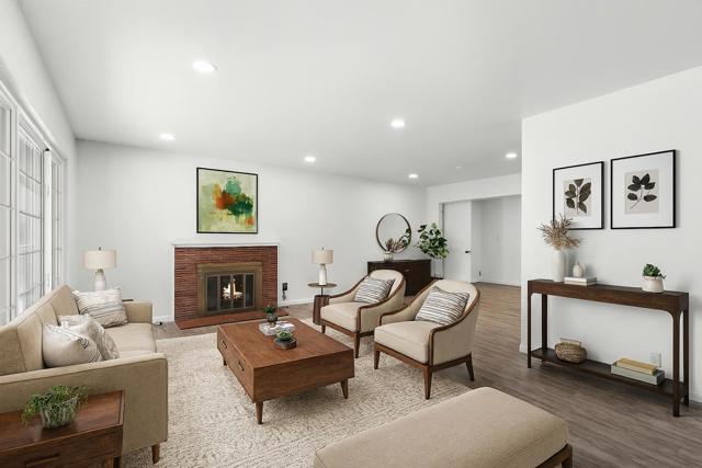 190 W Mckenzie Avenue, Stockton CA: https://media.crmls.org/mediaz/13563ea4-b8fd-4c79-ae05-e4ed9362e715.jpg