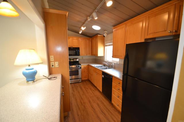 Photo #4: PTP2404135 Listing 