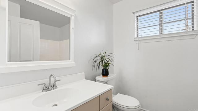 Detail Gallery Image 14 of 29 For 1074 Merrill Cir, Hemet,  CA 92545 - 2 Beds | 2 Baths