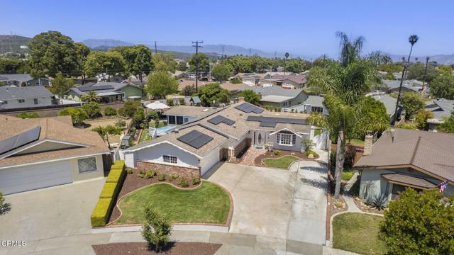 122 Taft Avenue, Ventura CA: https://media.crmls.org/mediaz/135793e3-97a4-4de1-ac98-2f9c5d3df134.jpg