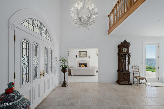 11848 Presilla Road, Camarillo CA: https://media.crmls.org/mediaz/13592dff-0847-4d80-93c5-0cc6de510637.jpg