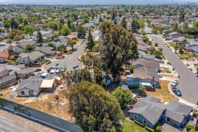 4919 Stafford Place, Newark CA: https://media.crmls.org/mediaz/13595e7b-797b-406c-8d10-7d111b7878df.jpg