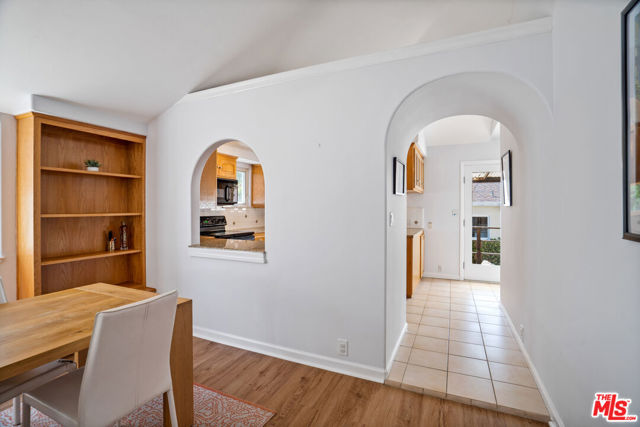 2205 ELM Avenue, Manhattan Beach, California 90266, 2 Bedrooms Bedrooms, ,2 BathroomsBathrooms,Residential,Sold,ELM,22148905